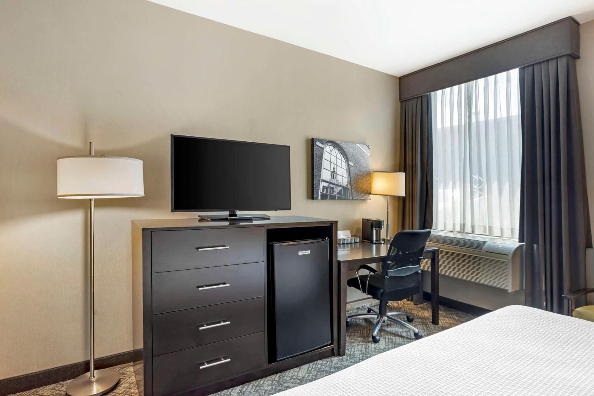 Best Western Plus Philadelphia-Pennsauken Hotel Cherry Hills Village Exterior foto